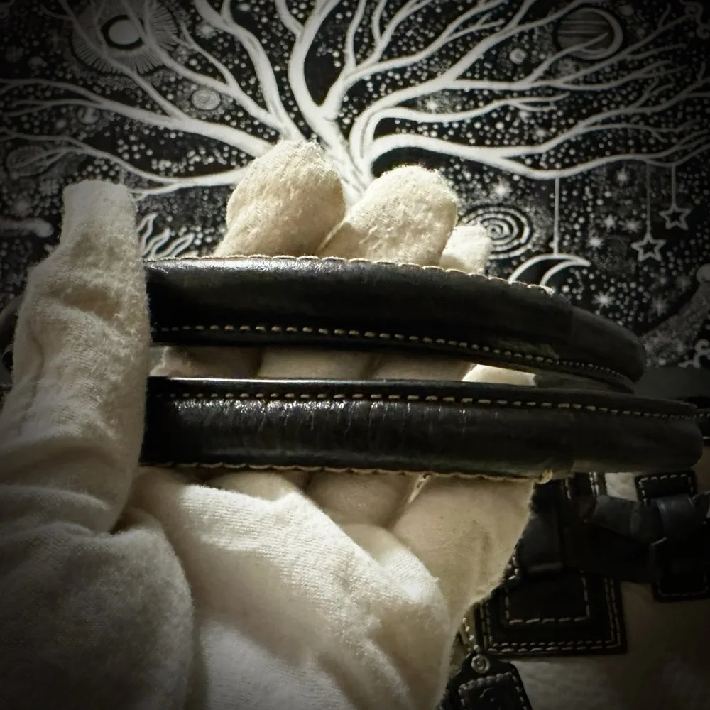 Vintage Y2K Coach tote handbag shoulder bag, Black and Cream Satchel 2009 years - Picture 14 of 17